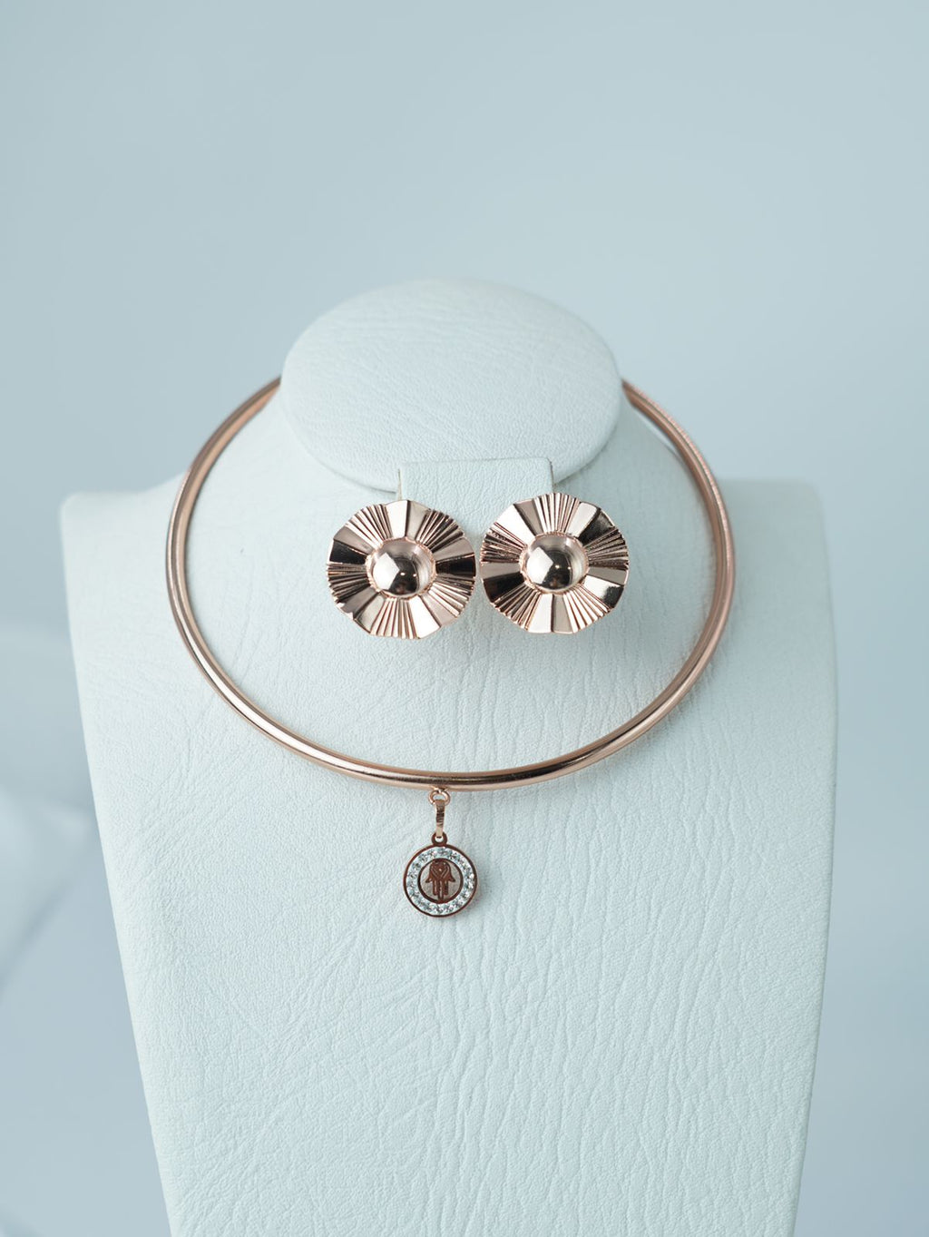 Set Collar y Aretes Rosa – Bisutería Elegante para Mujer