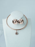 Set Collar y Aretes Rosa – Bisutería Elegante para Mujer