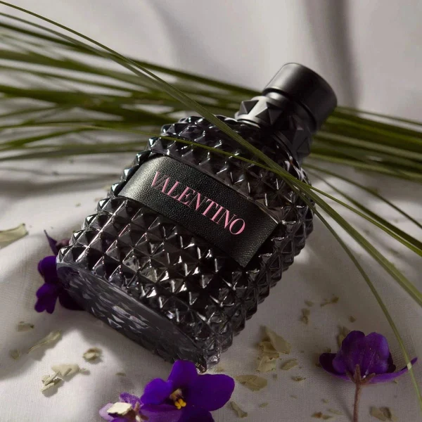 Valentino Uomo Born In Roma EDT — Fragancia Masculina Especiada