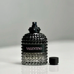 Valentino Uomo Born In Roma EDT — Fragancia Masculina Especiada